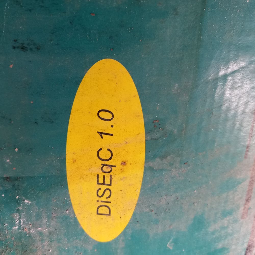 DISEQC 1.0 analogique pour pi&egrave;ces ou bricoleur
Photos/Video/TV