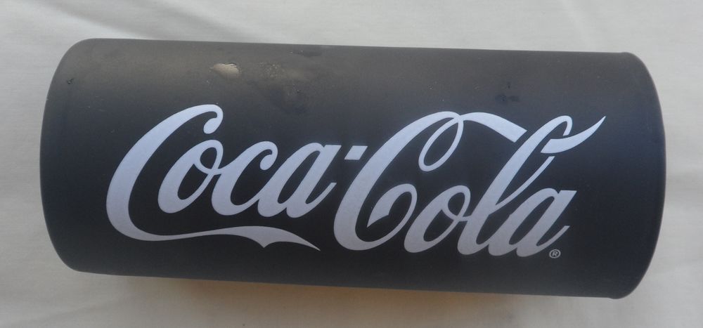 Verre tube noir Coca Cola neuf s&eacute;rie sp&eacute;ciale collector 
