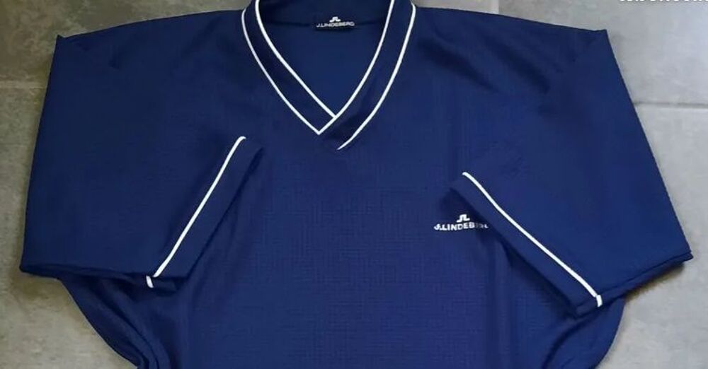 Tee shirt bleu marine de marque- ou sport T XL . 44 - 46 Vtements