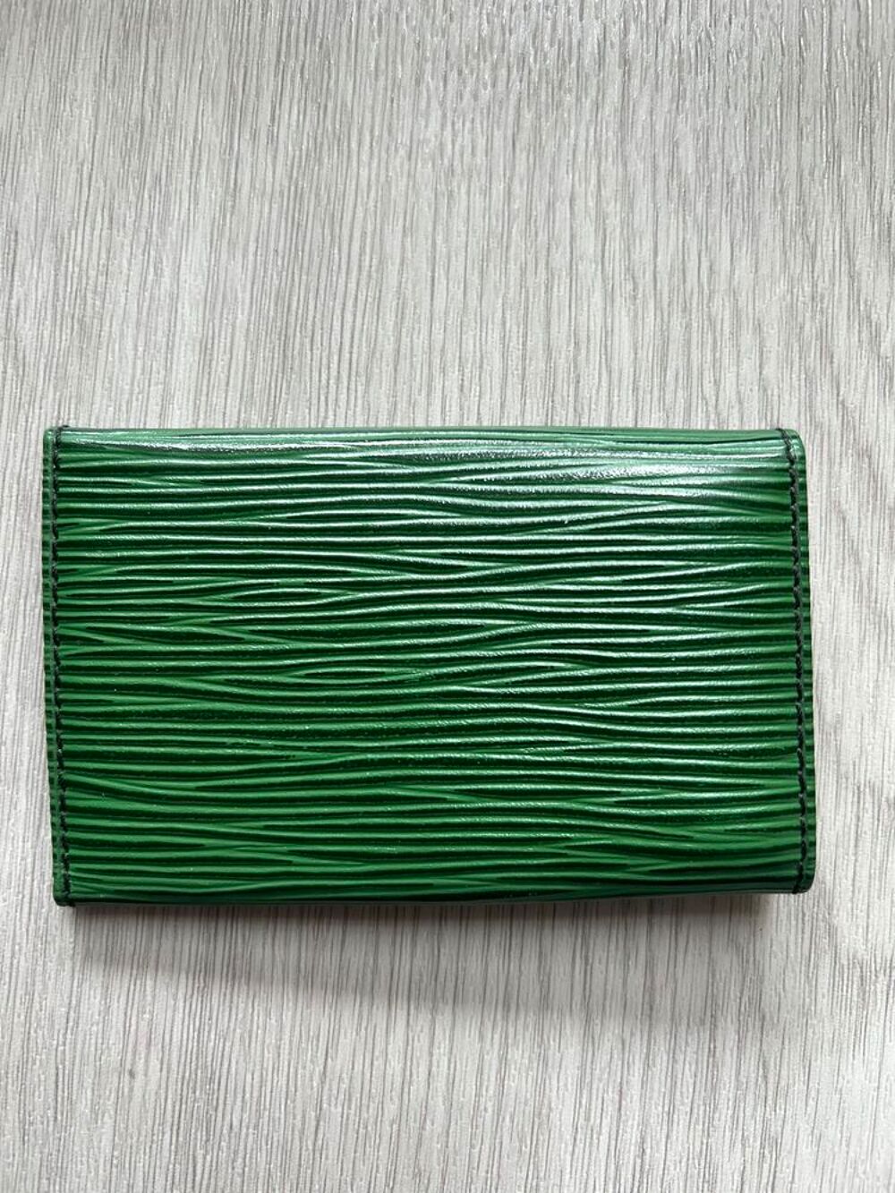 Porte cl&eacute; housse Louis Vuitton Maroquinerie
