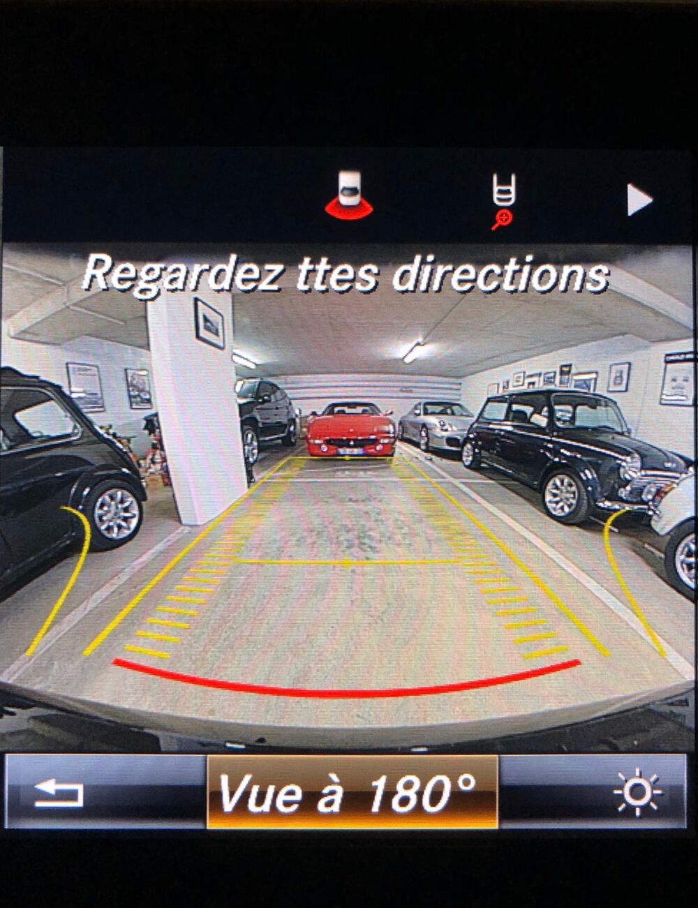 Location Parking/Garage Box garage 90m2 +Sécurisé+Électricité+Eau+Vidéo Rueil-malmaison