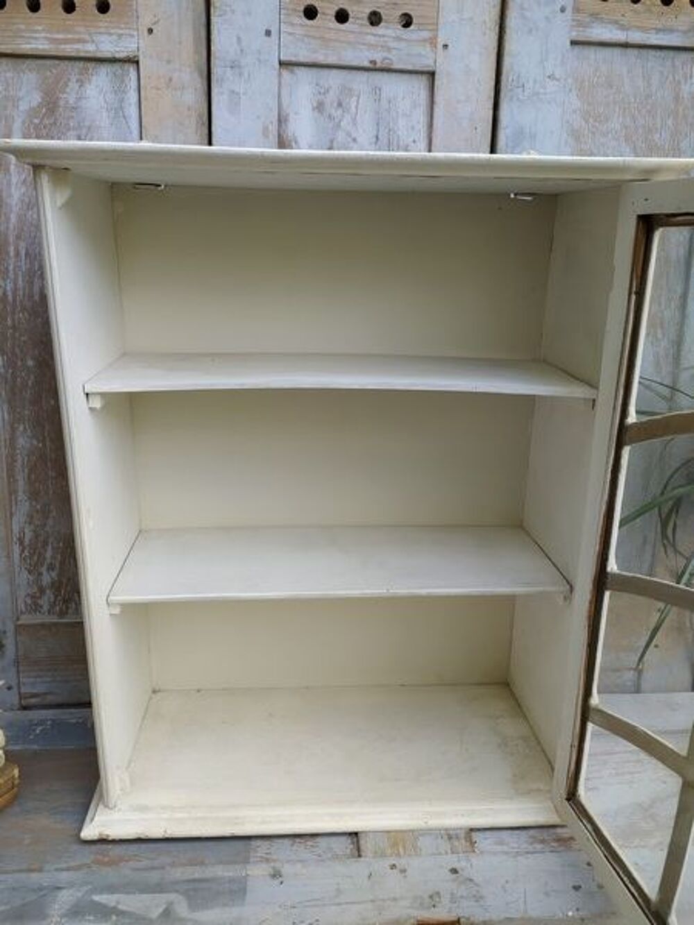 Ancienne Petite Armoire Vitrine Murale Porte Vitr&eacute;e
Meubles