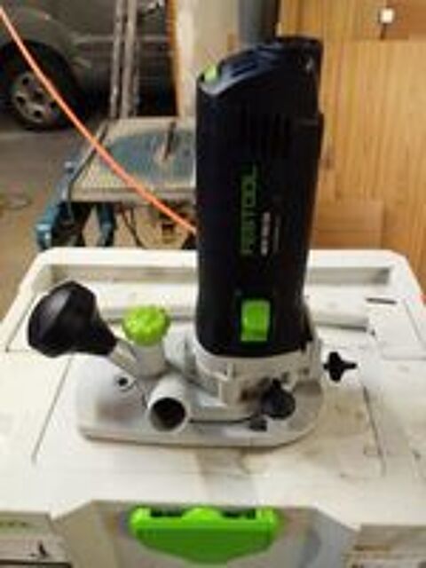   Affleureuse Festool MFK 700 EQ-SET
