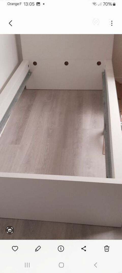 Disponible lit 60 Ploudalm�zeau (29)