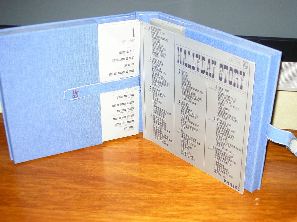 COFFRET VYNILES JOHNNY HALLYDAY CD et vinyles