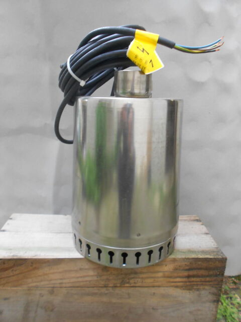 Pompe Grundfos immergée INOX  UNILIFT AP12.50.11.3 TRI 599 77400 Thorigny-sur-marne