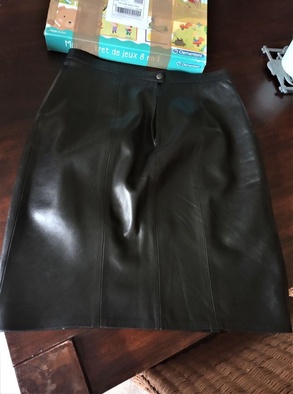 belle jupe en cuir Vêtements