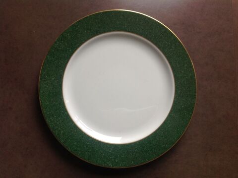 8 Assiette de pr�sentation Bernardaud 480 Fontvieille (13)