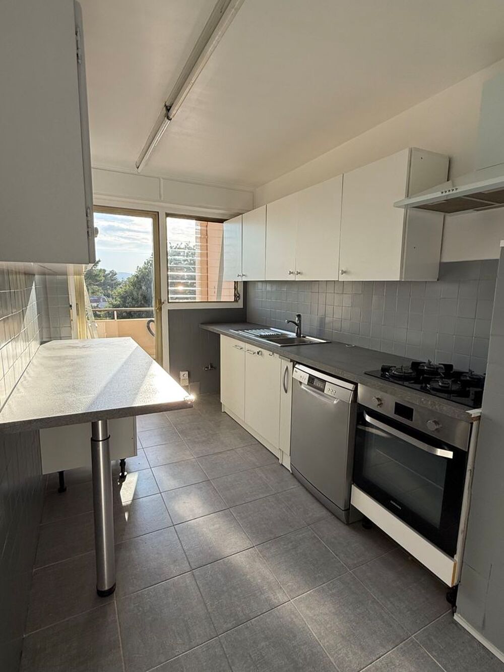 Vente Appartement T3 traversant lumineux avec ascenseur, parking ? LE CANNET Le cannet