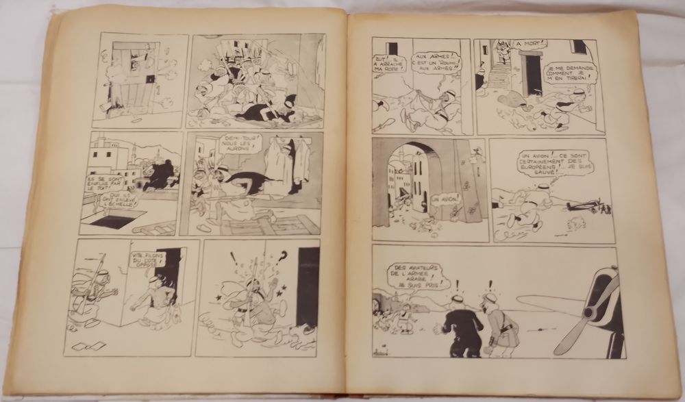 Tintin les cigares du pharaon et tintin en am&eacute;rique n et b Livres et BD