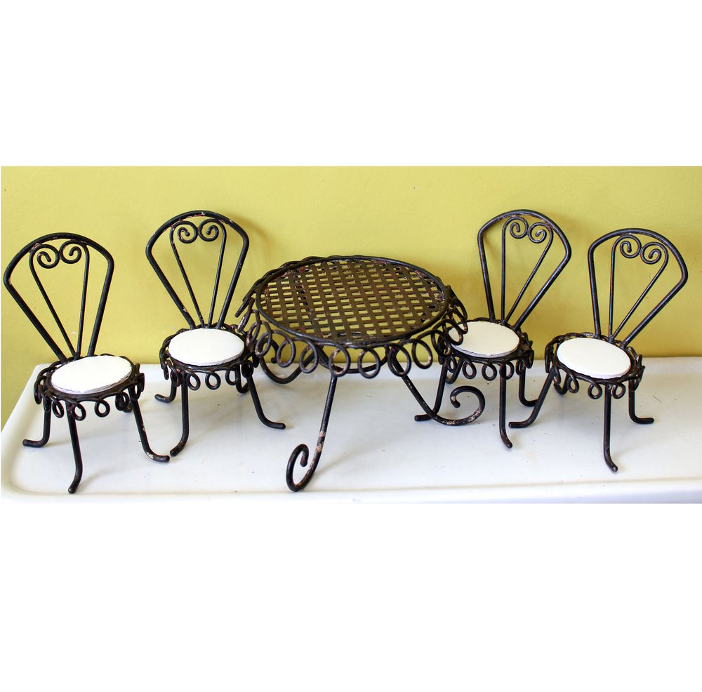 Mobilier de jardin fer forg&eacute; pour poup&eacute;e mannequin 50-60 
