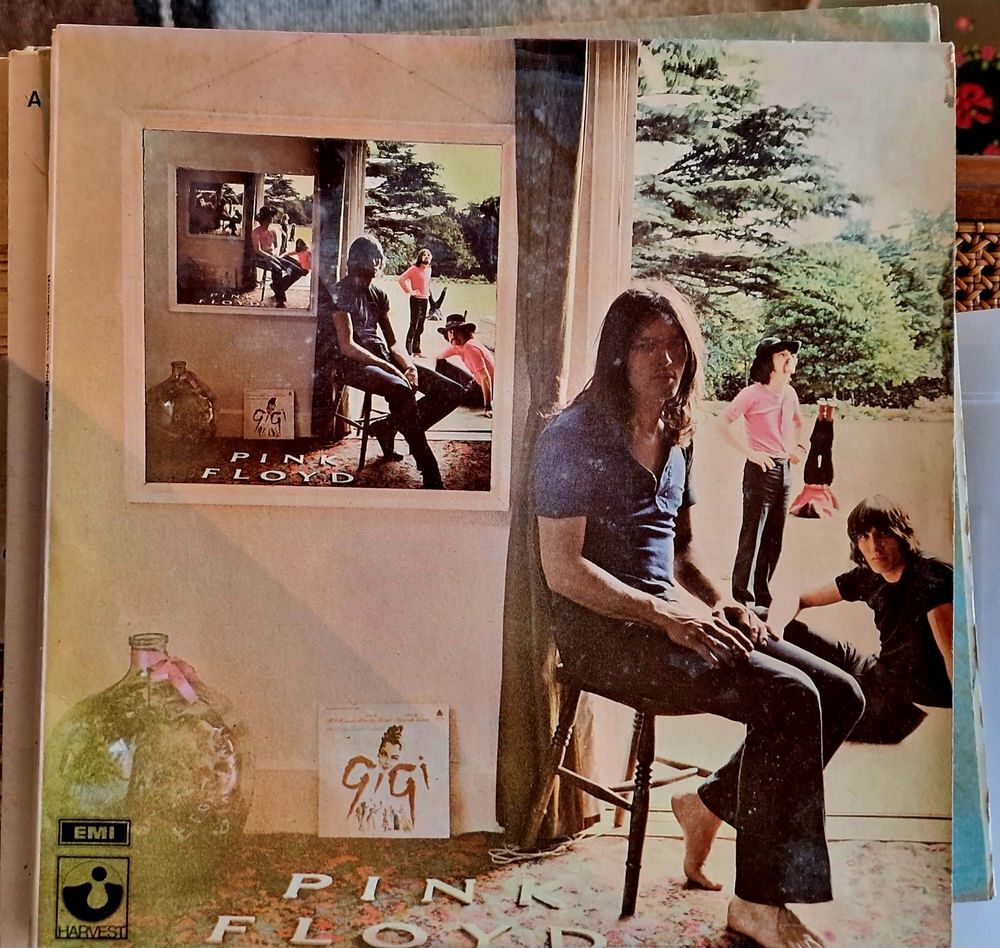 + de100 vinyles: 98 classique, 38 groupes ,43 chanteurs jazz CD et vinyles