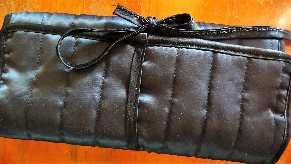 Pochette &agrave; bijoux V&amp;A Bijoux et montres