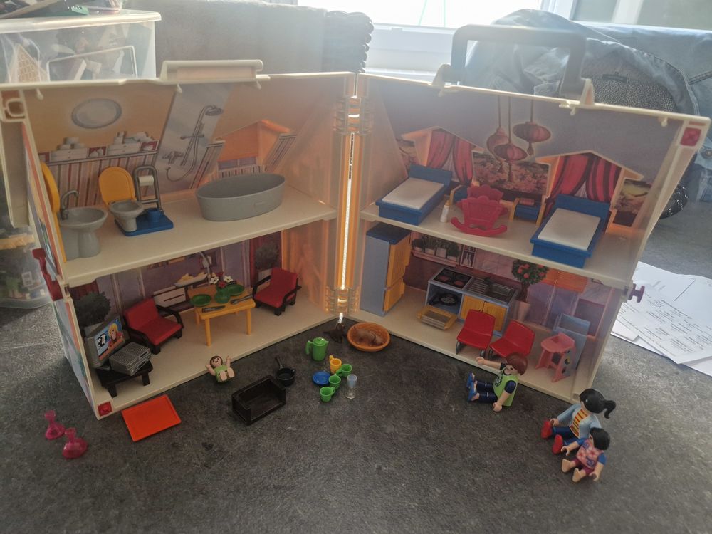 Maison Playmobil portable avec poign&eacute;e Jeux / jouets