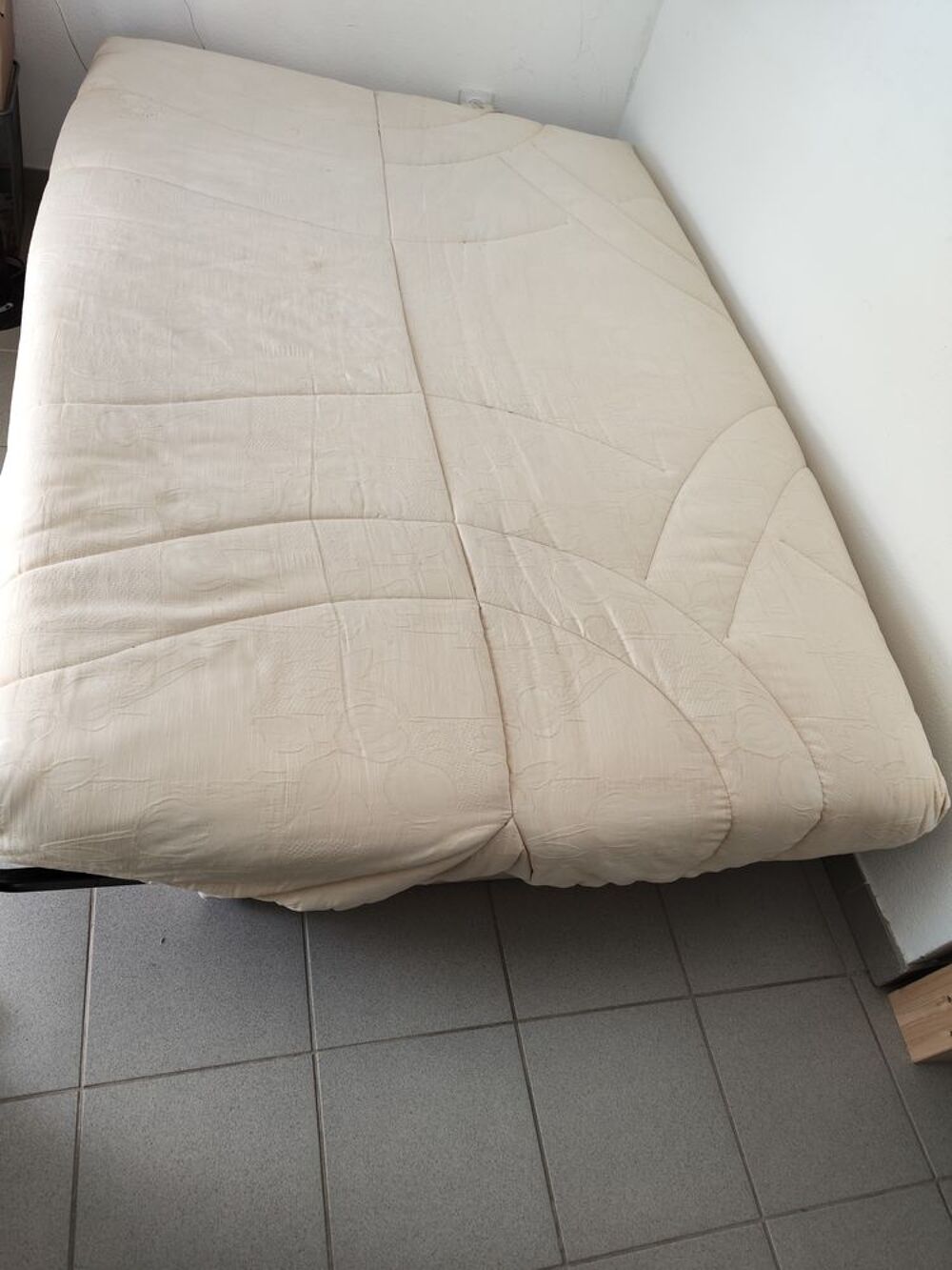 Canap&eacute; clic clac convertible (en lit de couchage) 3 places Meubles