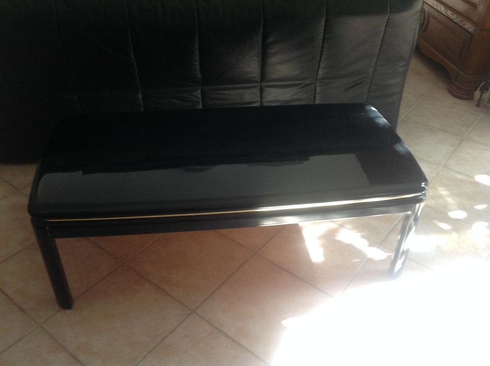 tables basses. Meubles