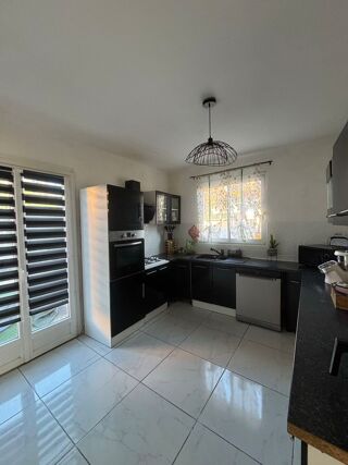  Maison  vendre 6 pices 122 m