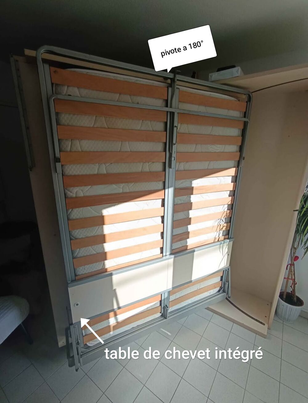 meuble lit amovible et pivotant avec son matelas140*200 Meubles