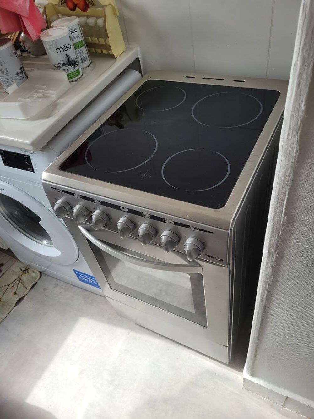 cuisini&egrave;re et r&eacute;frig&eacute;rateur Electroménager