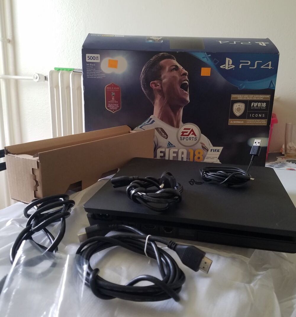 Consol PS4 Consoles et jeux vidéos