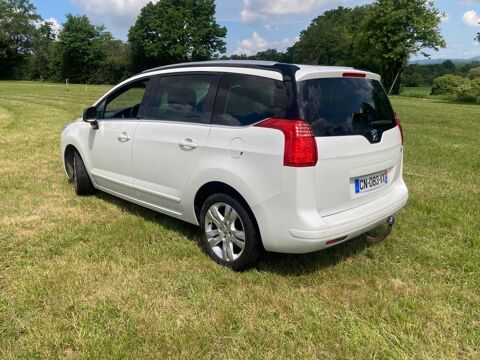 Peugeot 5008 1.6 HDi 112ch FAP BVM6 Style 7pl (6 CV) 