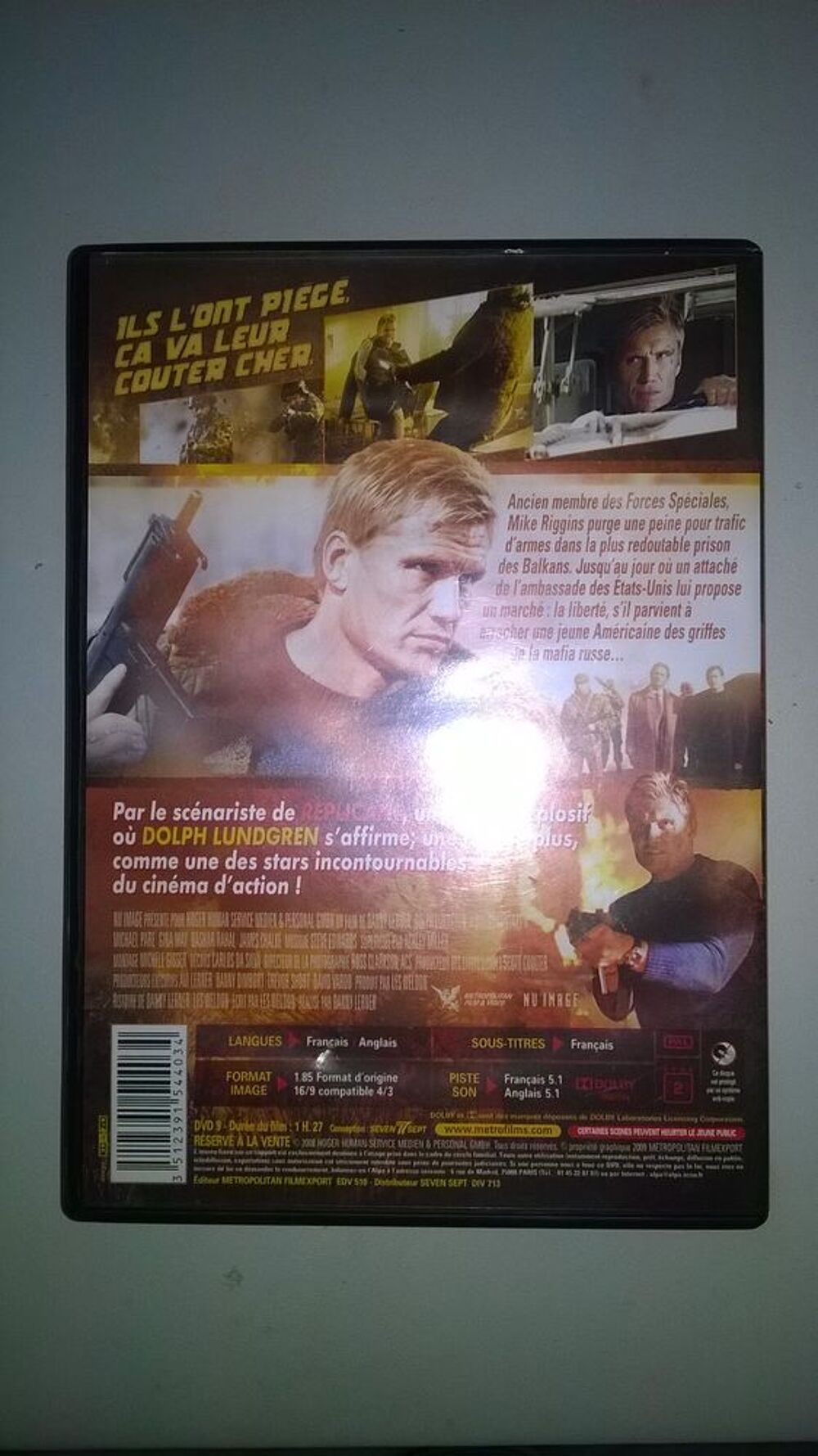 DVD Direct Contact 
Danny Lerner
2009
Excellent etat
DVD et blu-ray