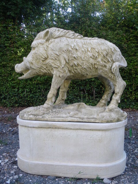 Statue, Sanglier en pierre 440 Chteau-l'vque (24)