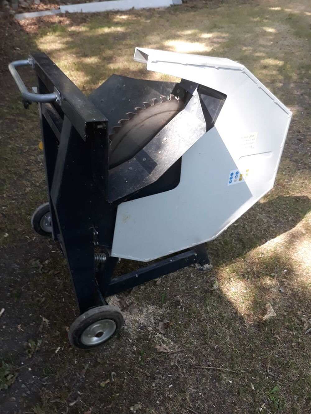 SCIE &agrave; bois &eacute;lectrique Bricolage