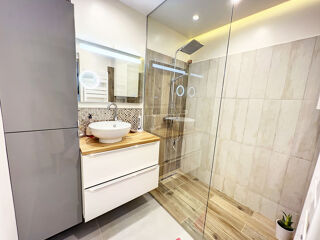  Appartement à louer 3 pièces 70 m²