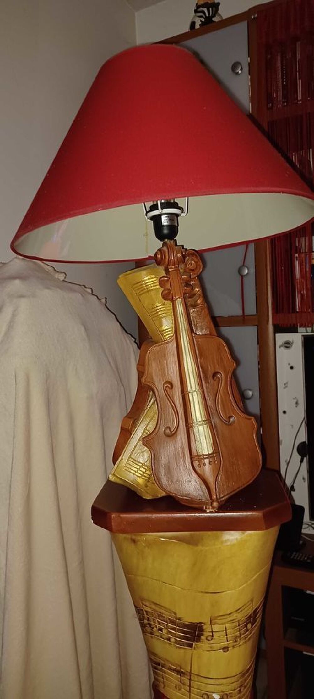 table basse + lampe th&egrave;me Musique D�coration