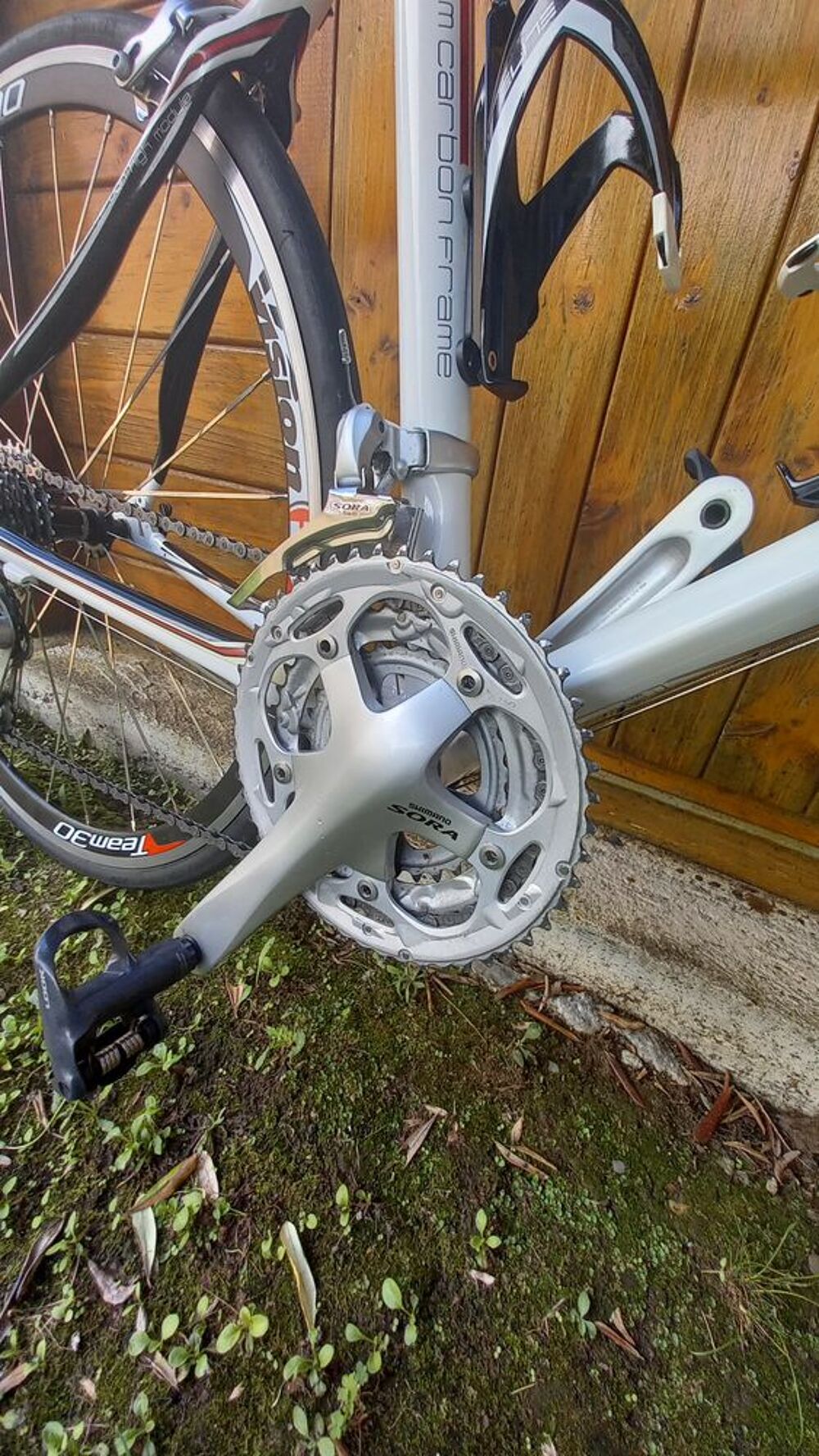Vent V&eacute;lo route Triban 5 en excellent &eacute;tat tr&egrave;s peu servie. Vélos