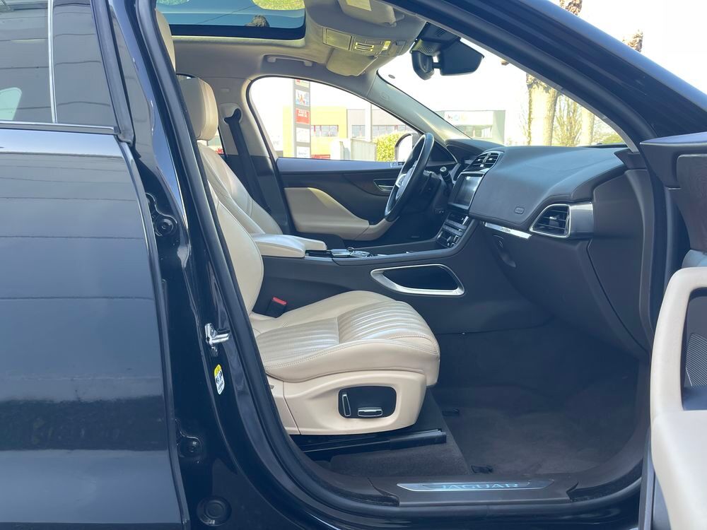F-PACE F-Pace 2.0 D - 180 ch AWD BVA8 Prestige 2020 occasion 33700 M&eacute;rignac