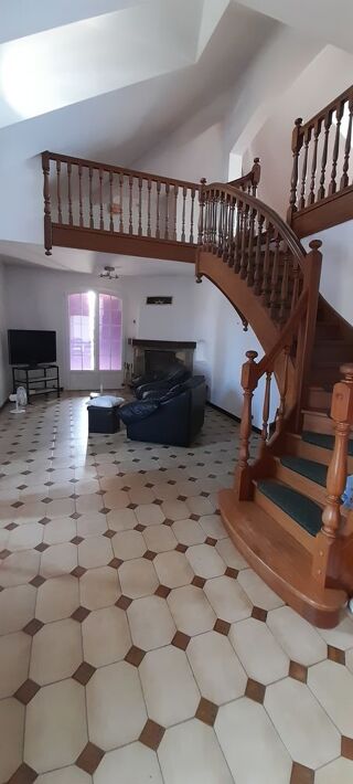  Villa à vendre 6 pièces 980 m²