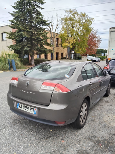 Renault laguna iii 2.0 dCi 150 Carminat