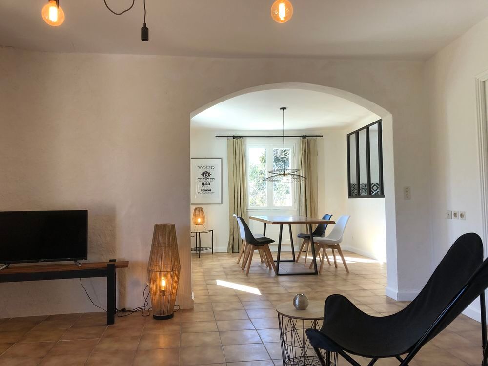   VACANCES OU CURE EN PLEINE NATURE PRES DE GREOUX LES BAINS Provence-Alpes-Côte d'Azur, Gréoux-les-Bains (04800)