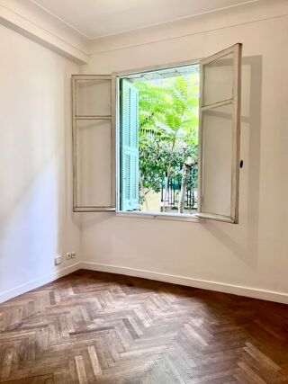  Appartement à vendre 1 pièce 33 m² Nice