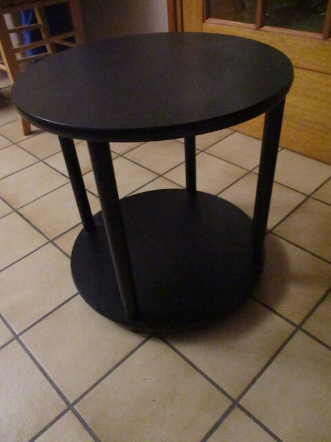 Table basse ronde en bois - noire - 2 tagres - 0 Mrignies (59)