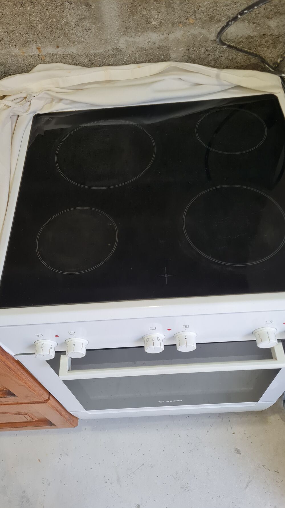 Cuisini&egrave;re BOSCH Electroménager