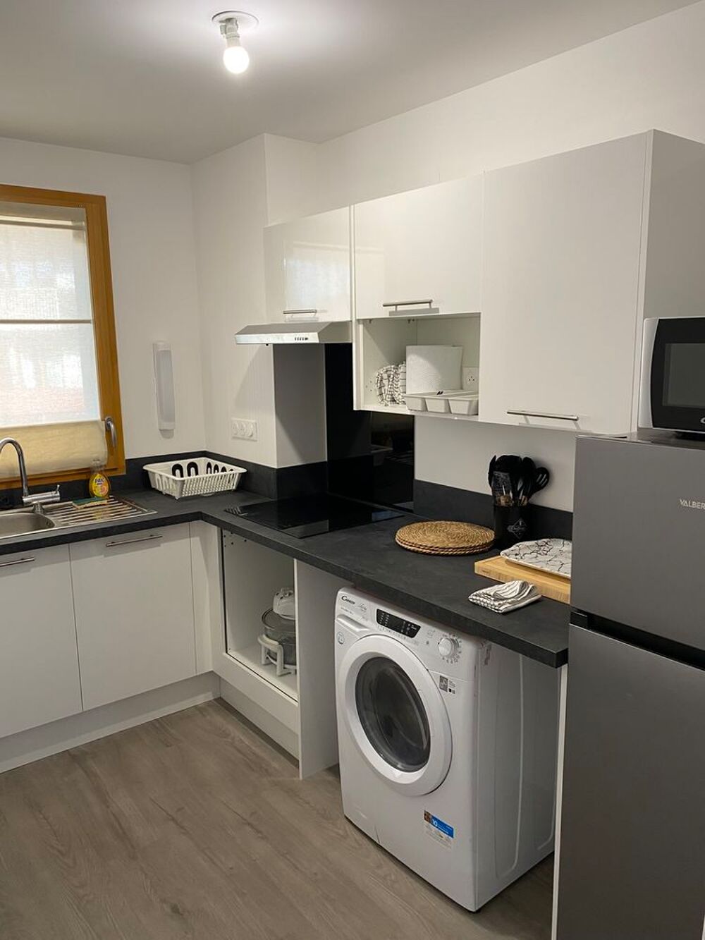 Vente Investisseur Magnifique Appartement (70m2) neuf loué avec terrasse Lille