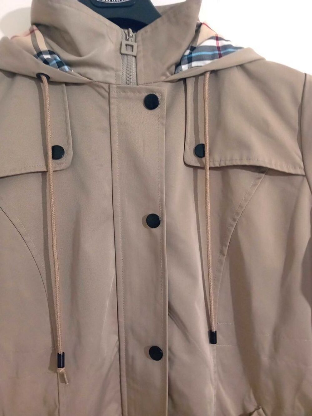 &eth;ŸOE&iquest; Veste Coupe Vent Imperm&eacute;able avec capuche Taille L Saphirose Vêtements