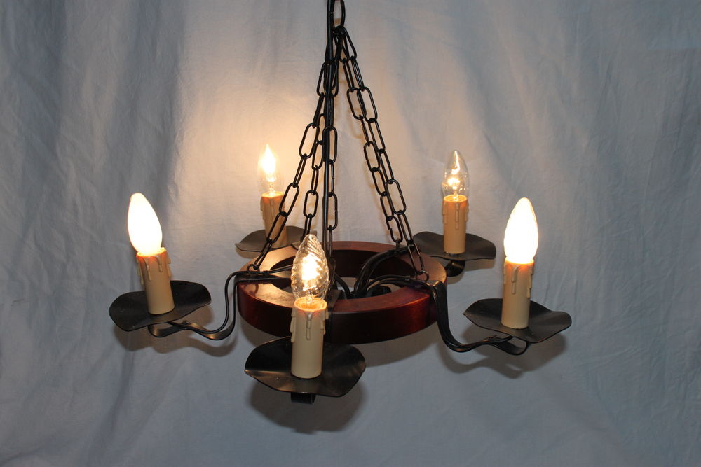 Lustre &agrave; 5 lampes Dcoration