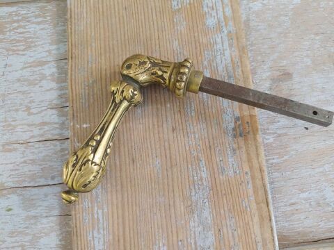 Ancienne Poignée de Porte Bronze XIXème Style Louis XVI
0 Loches (37)