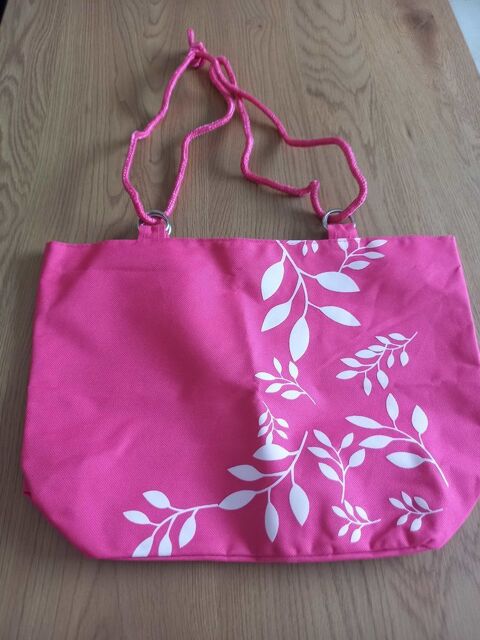 Sac caba, neuf, Yves Rocher , rose feuillage blanc. 3 Retiers (35)