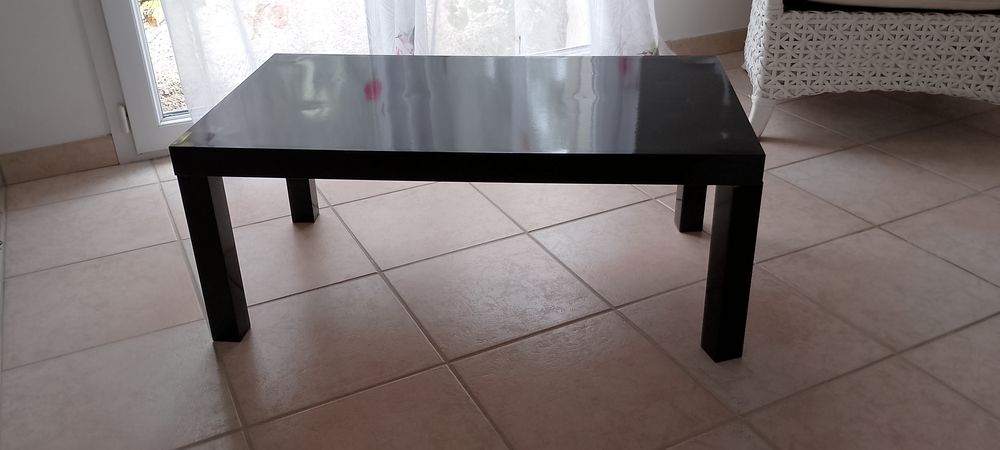 Table basse Meubles