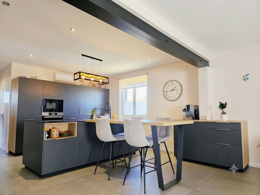 Vente Maison Maison 7 pièces 180m2 Montbrison