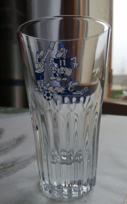 VERRE A RICARD DECOR FOOT PAR DESSINATEUR DUBOUILLON 4 Nevers (58)