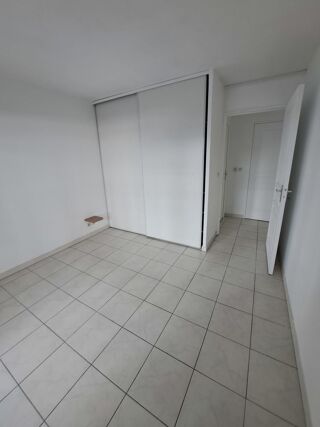  Appartement à louer 3 pièces 58 m²