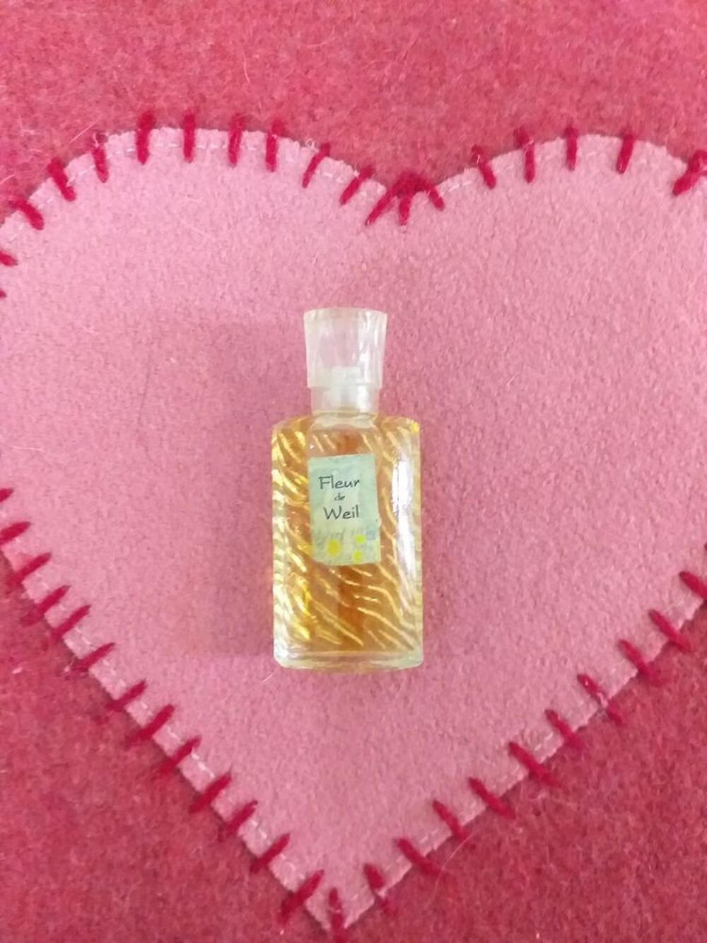 miniatures de parfum sans boite pleines 