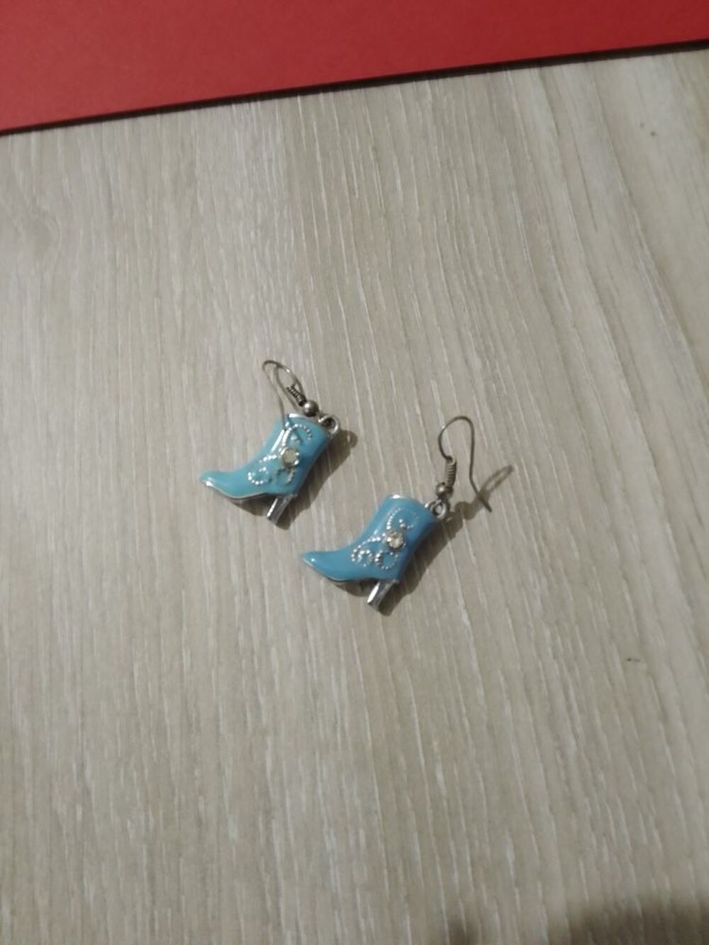 boucle d'oreille bottes country Bijoux et montres
