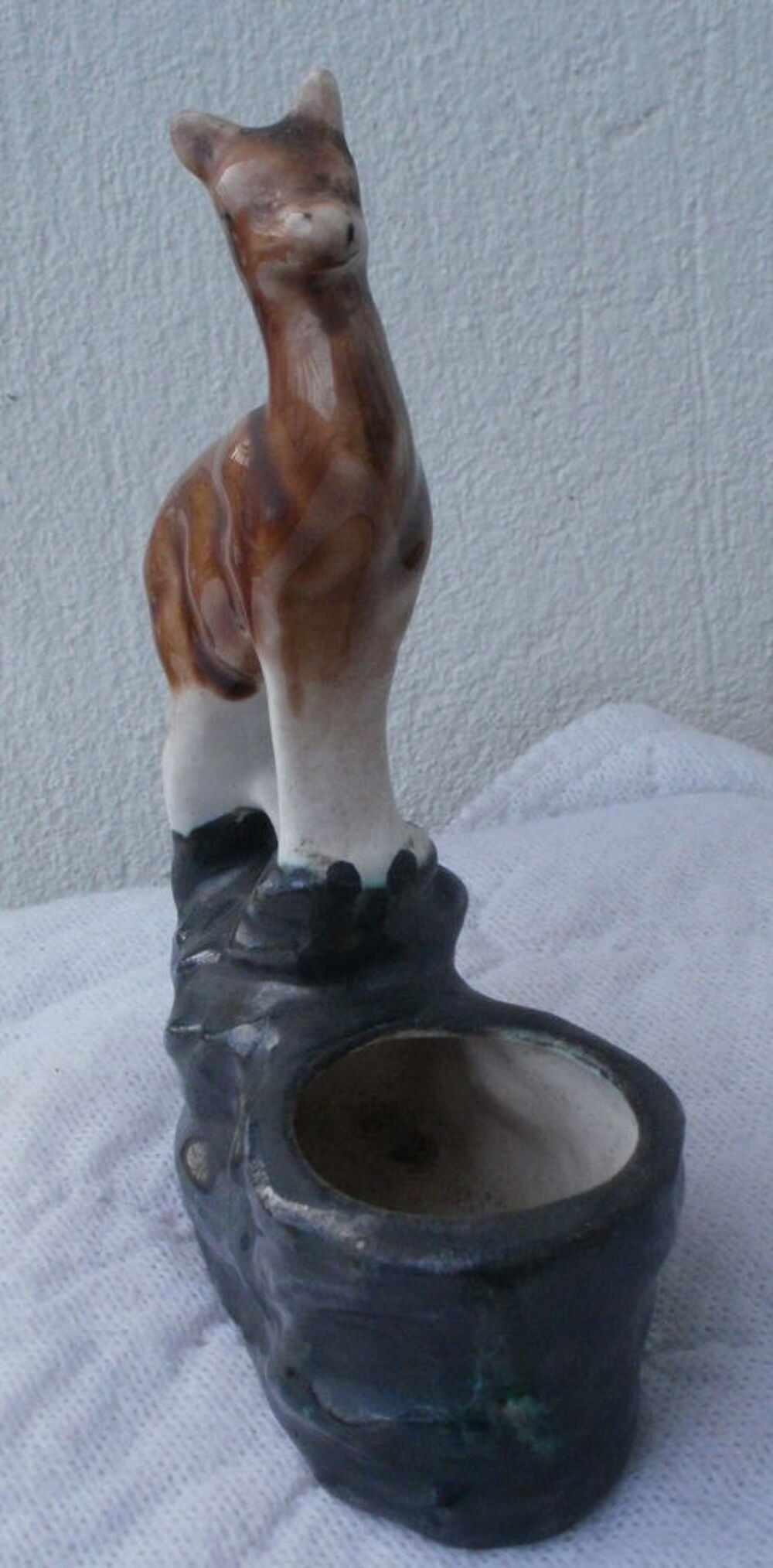 CHAMOIS en porcelaine et petit pot VINTAGE Décoration